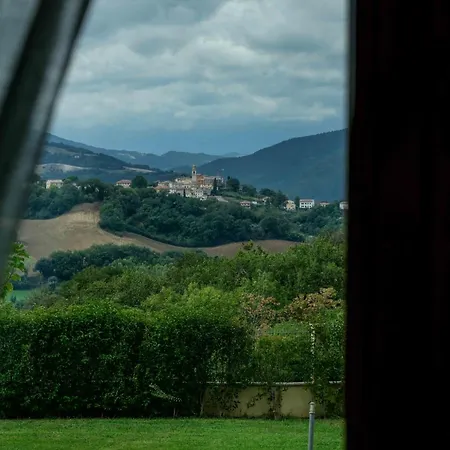 La Casa Del Gallese Bed and Breakfast 3*