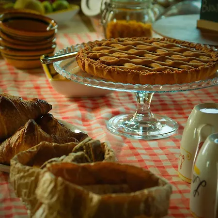 Bed & Breakfast La Casa Del Gallese 3*