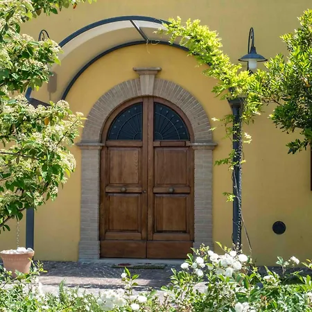 La Casa Del Gallese Bed & Breakfast 3*