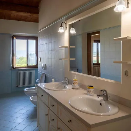 Bed & Breakfast La Casa Del Gallese Sorbolongo